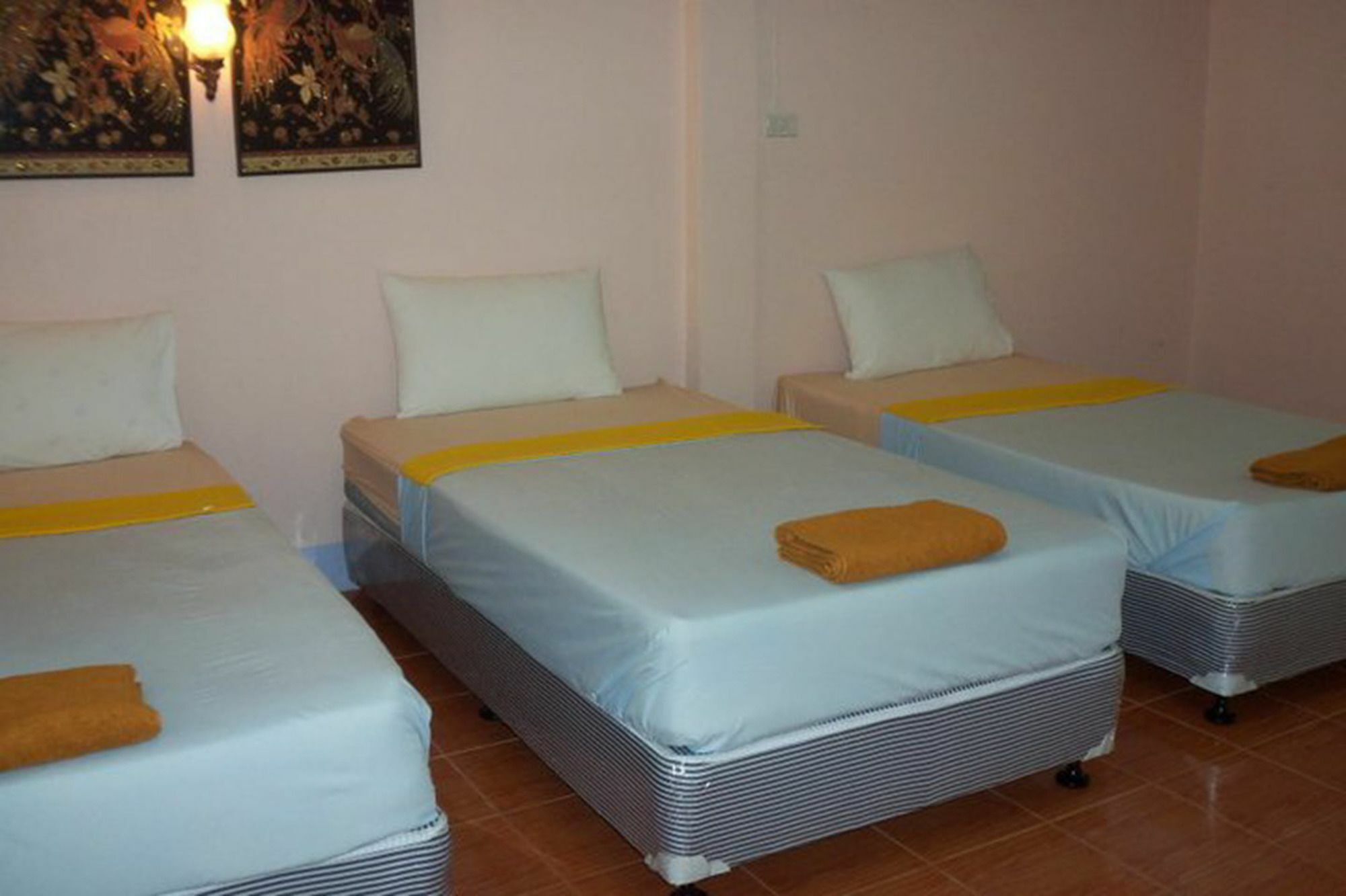 D'S Corner & Guesthouse Phuket Exterior photo